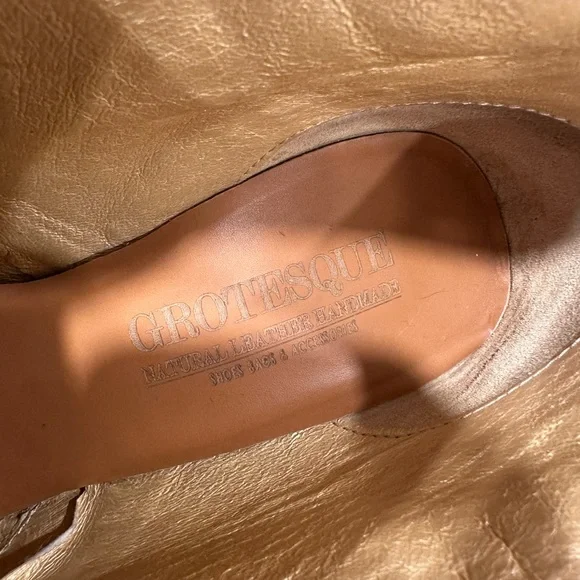 Grotesque booties - Picture 7 of 11